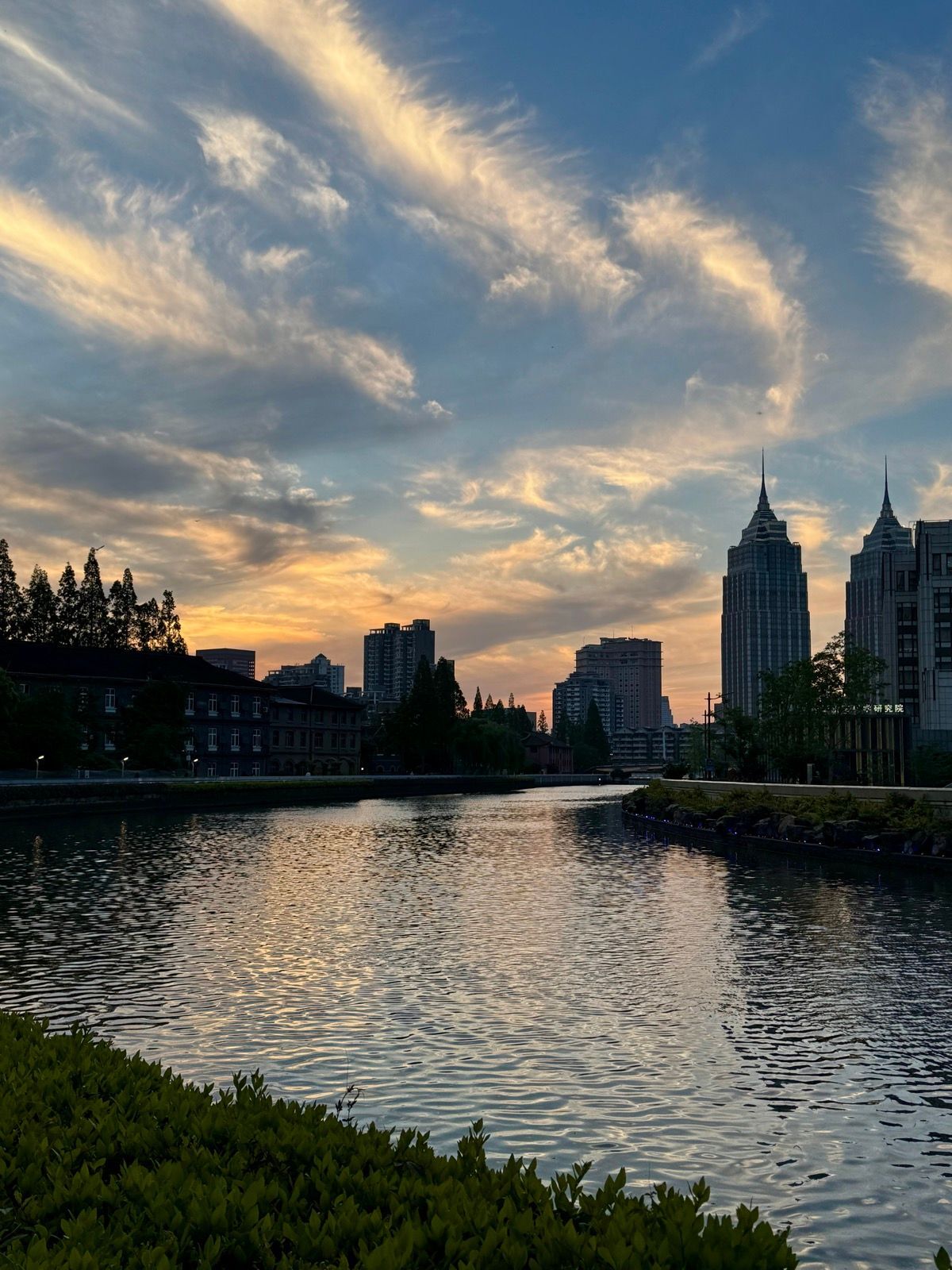 EjOAMt5BfekhPicKh84BKfjUEecV40VcjkYkNTb1pFk-1536x2048